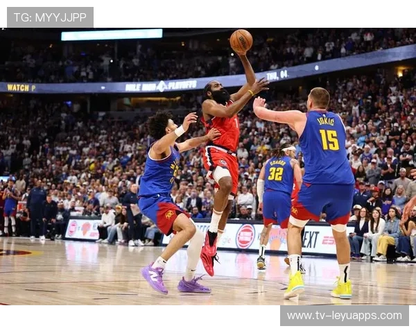 NBA球队通过录像复盘强化防守站位细节