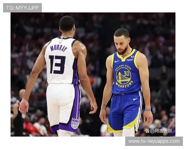 勇士外线手感冰冷，球队进攻陷入停滞，勇士floyd