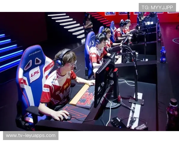 联盟数据分析服务助力俱乐部制定个性化训练方案,英雄联盟数据分析师和教练 联盟数据分析服务助力俱乐部制定个性化训练方案,英雄联盟数据分析师和教练